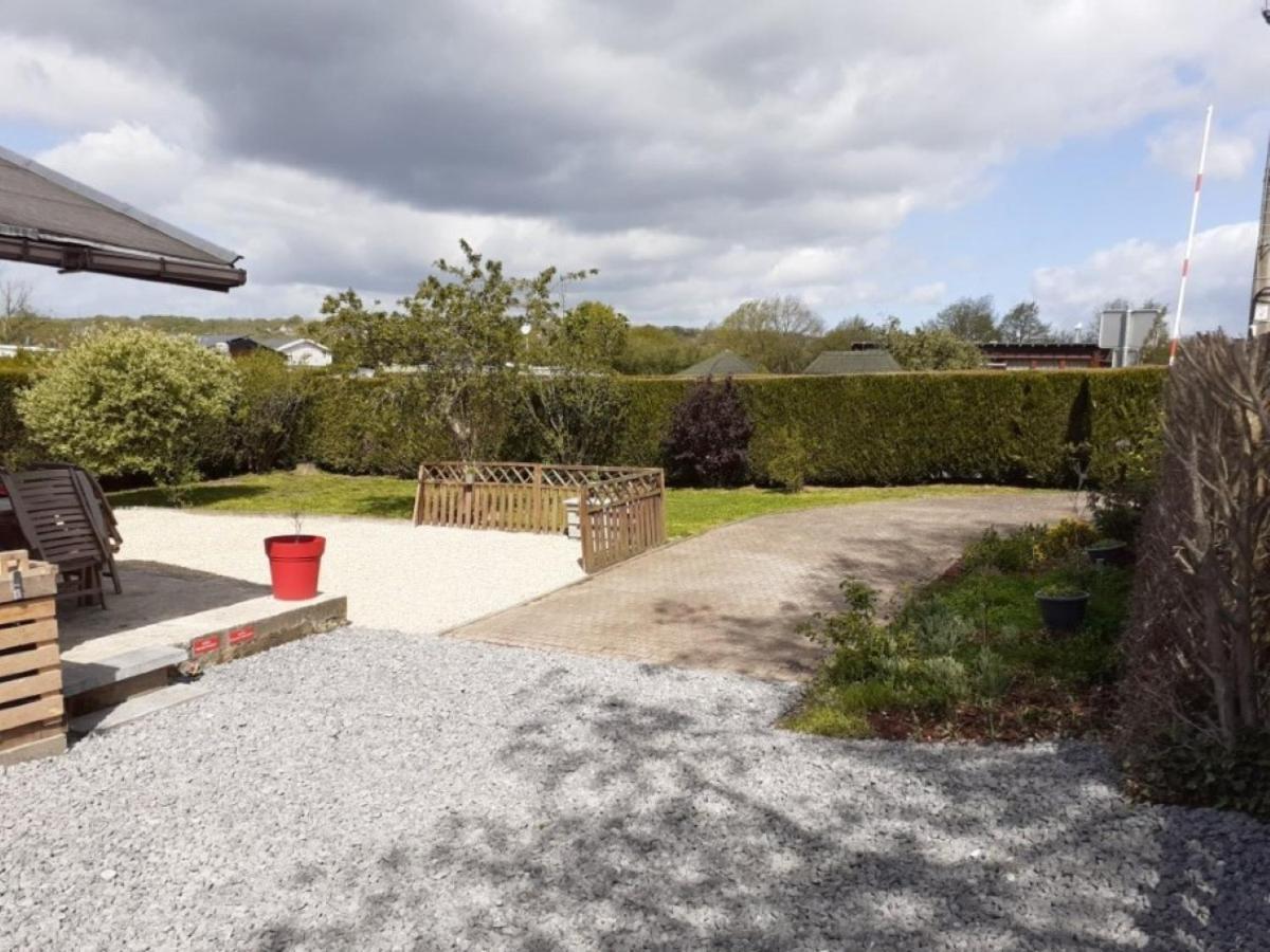 Chalet Nutons Somme-Leuze Exterior photo